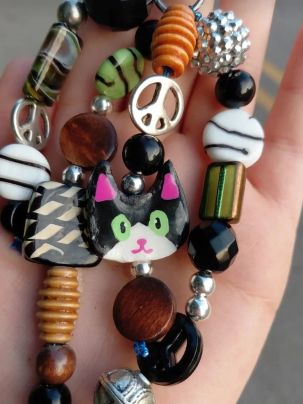 Handcrafted Cat Keychain - Picture 2 of 3